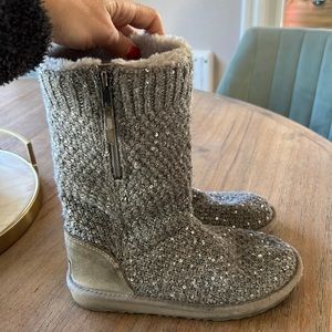 Girls gray Ugg boots